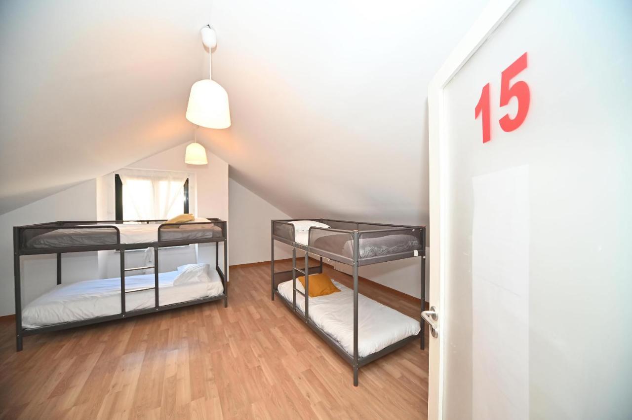 7 Requinte Hostel Lisboa Extérieur photo