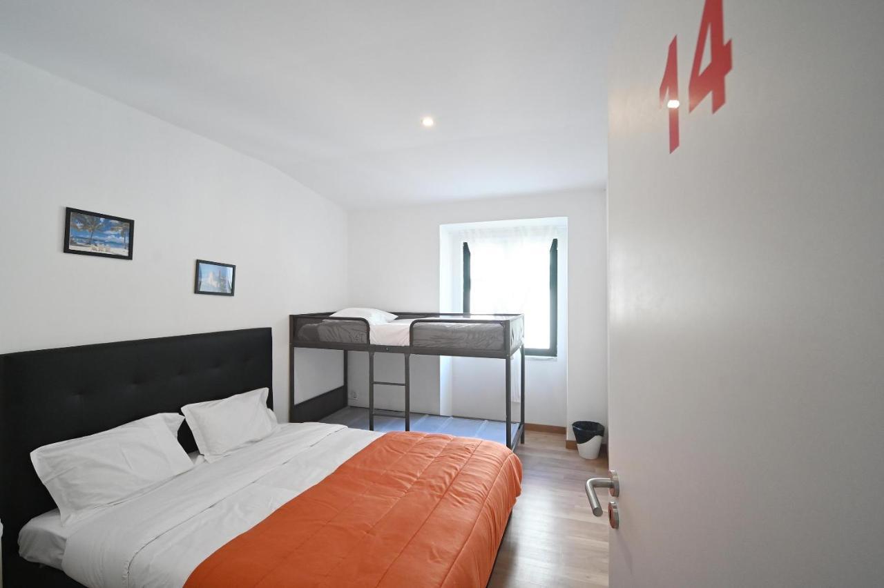 7 Requinte Hostel Lisboa Extérieur photo