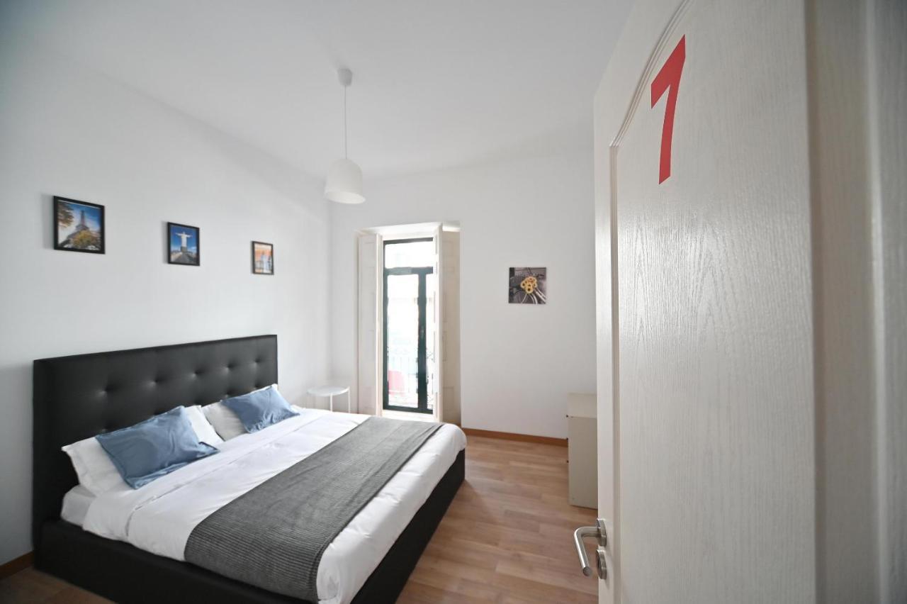 7 Requinte Hostel Lisboa Extérieur photo